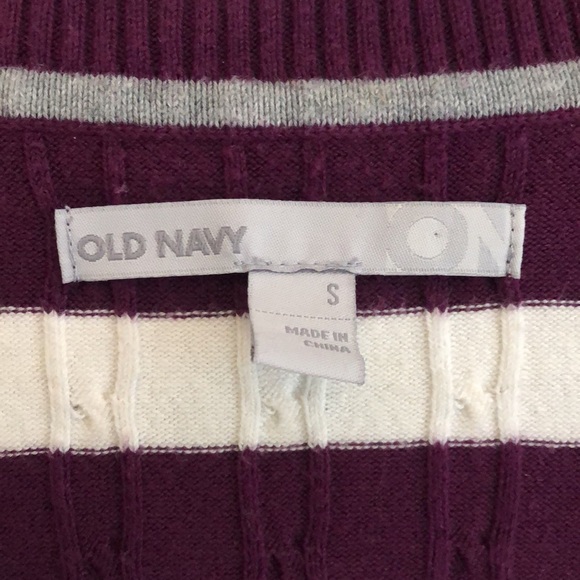 Women’s Old Navy V-Neck Striped Sweater Size Small - Picture 3 of 8